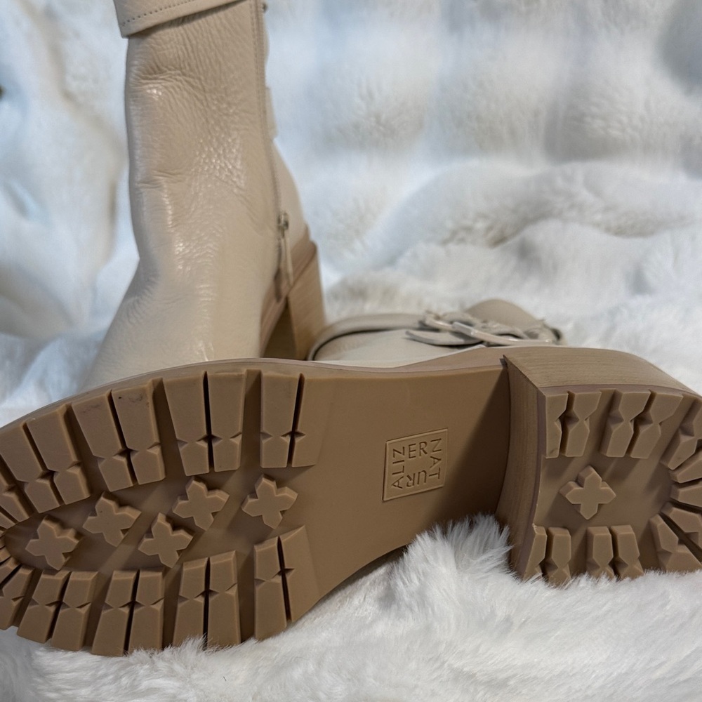 Naturalizer Cream Heeled Boots - Picture 5 of 8
